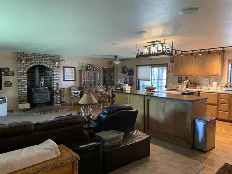 191 Aldon Dr, Chester, CA 96020 photo 3