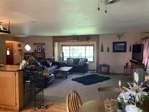 191 Aldon Dr, Chester, CA 96020 photo 4
