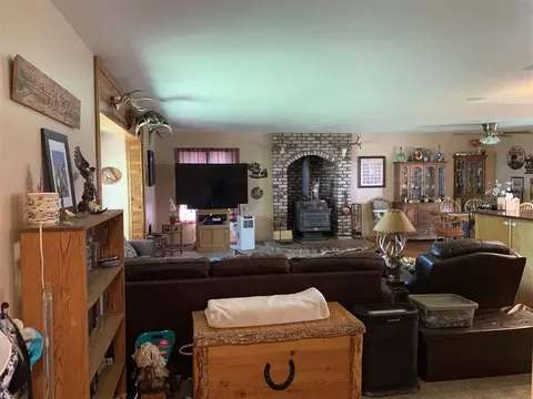 191 Aldon Dr, Chester, CA 96020 photo 2