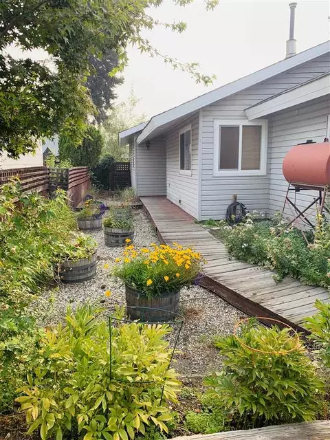 477 First Ave, Chester, CA 96020 photo 2