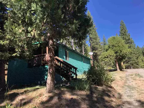 322 Coates Ave, Calpine, CA 96124 photo 2