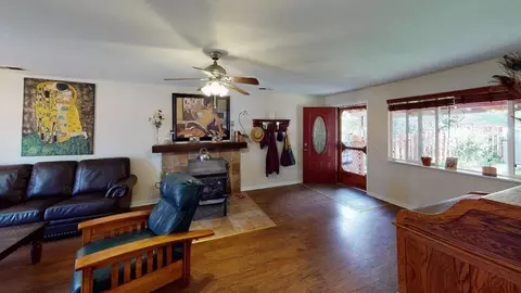 226 Bonta St, Blairsden, CA 96103 photo 4