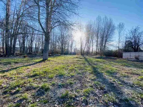409 Fourth Ave, Chester, CA 96020 photo 17