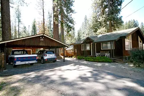 25 Tomahawk Trl, Graeagle, CA 96103 photo 1