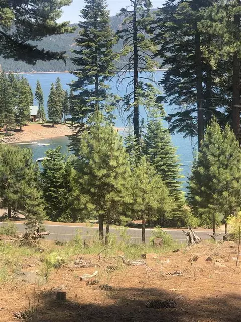 665 Peninsula Dr, Lake Almanor, CA 96137