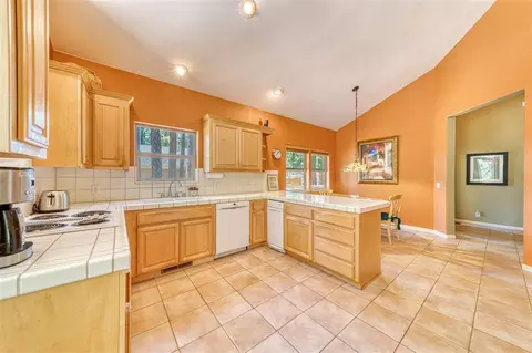 74 Fox Tail Ln, Clio, CA 96106 photo 9
