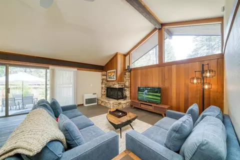 22 Graeagle Meadows Rd, Graeagle, CA 96103 photo 2