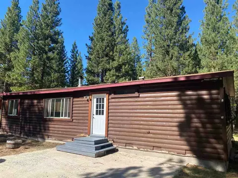 105 Cedar Ln, Calpine, CA 96124 photo 3