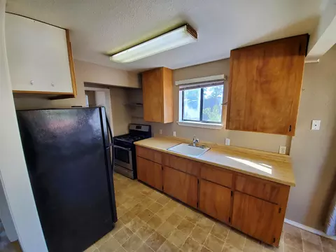 218 Cedar St, Chester, CA 96020 photo 4