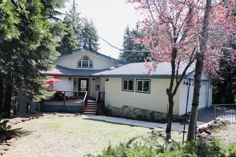 616 Pine Canyon Rd, Lake Almanor, CA 96137