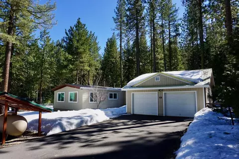 21 Miwok Trl, Graeagle, CA 96103 photo 2