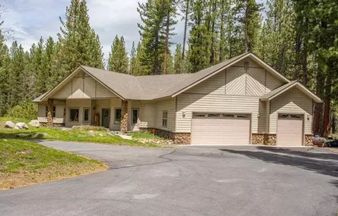 1009 Penman Ln, Graeagle, CA 96103 photo 1