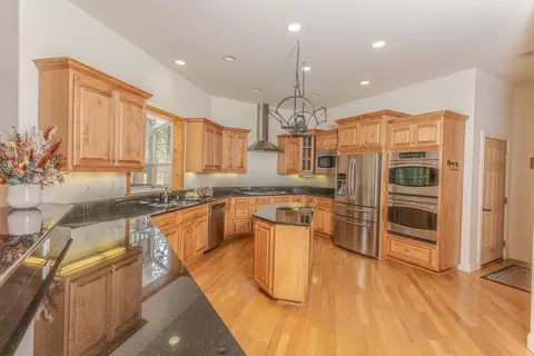1009 Penman Ln, Graeagle, CA 96103 photo 5