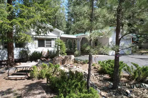 15 Miwok Trl, Graeagle, CA 96103