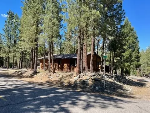 2 Nozi Trl, Graeagle, CA 96103 photo 2