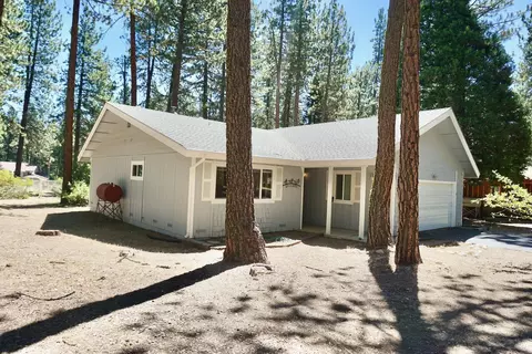 8 Timber Ln, Blairsden, CA 96103 photo 3