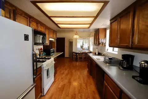 213 School St, Chester, CA 96020 photo 6