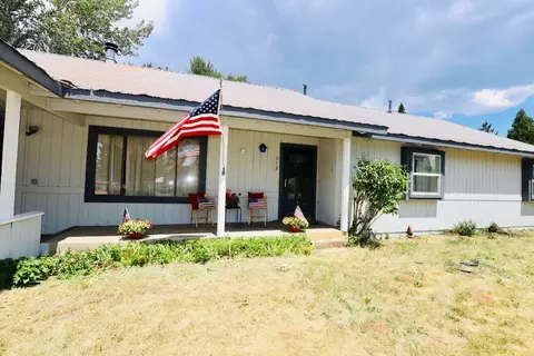213 School St, Chester, CA 96020