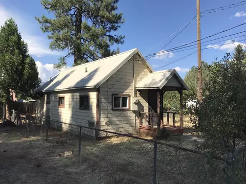 2119 E Pine St, Quincy, CA 95971 photo 2