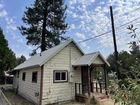 2119 E Pine St, Quincy, CA 95971