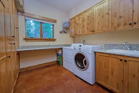 105 Aspen Ct, Calpine, CA 96124 photo 24