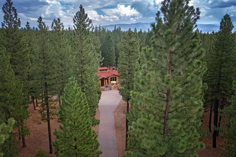 105 Aspen Ct, Calpine, CA 96124 photo 4