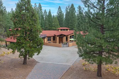 105 Aspen Ct, Calpine, CA 96124 photo 2
