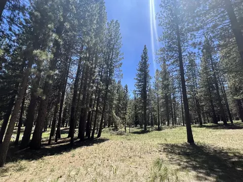 225 Gold Nugget Ln #1, Graeagle, CA 96103
