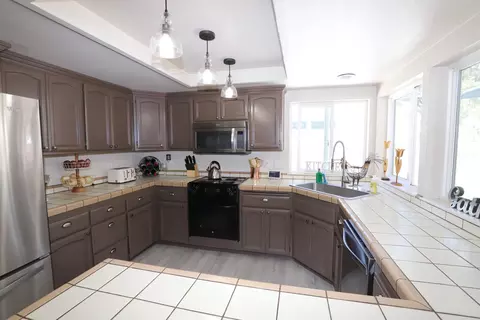 485 Watson Rd, Chester, CA 96020 photo 2