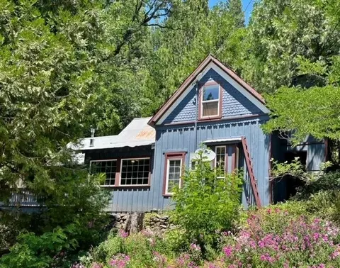 321 Main St, Sierra City, CA 96125