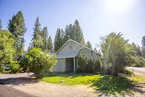 8 Alder Ct, Blairsden, CA 96103