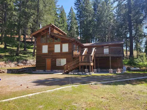 6056 Highway 147, Lake Almanor, CA 96137
