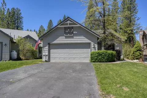 111 Cottonwood Dr, Blairsden, CA 96103