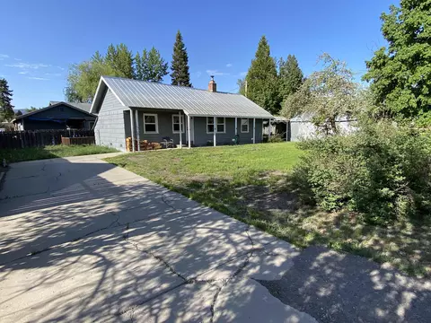 231 School St, Chester, CA 96020
