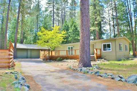 2 Miwok Trl, Graeagle, CA 96103 photo 2