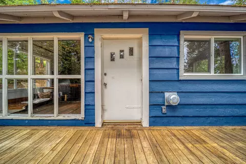 3750 Highway 147, Lake Almanor, CA 96137
