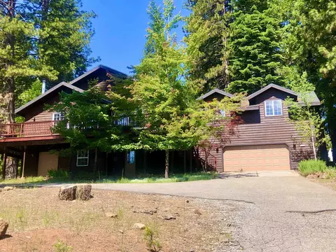 1021 Timber Ridge Rd, Lake Almanor, CA 96137