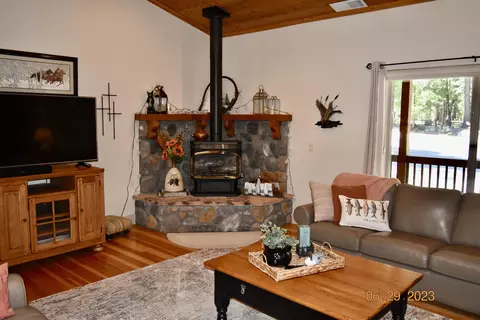 55 Yonkalla Trl, Graeagle, CA 96103 photo 8