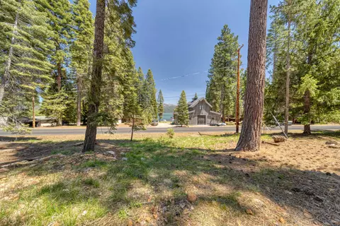 1414 Lassen View Dr, Lake Almanor, CA 96137