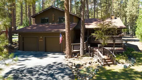 4 Mattole Trl, Graeagle, CA 96103