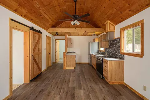 318 Coates Ave #1, Calpine, CA 96124 photo 4