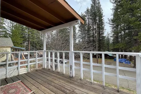 318 Coates Ave #1, Calpine, CA 96124 photo 2