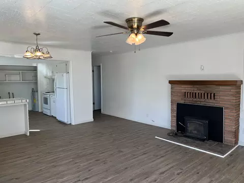 282 Laurel Ln, Chester, CA 96020 photo 4