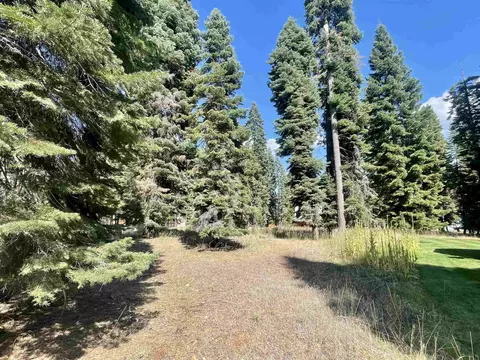 1344 Lassen View Dr, Lake Almanor, CA 96137