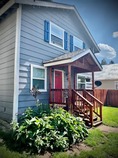 108 Elm St, Westwood, CA 96137