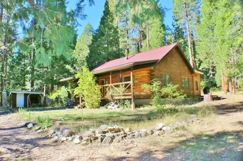 58695 Arrowhead Rd, Blairsden, CA 96103 photo 3
