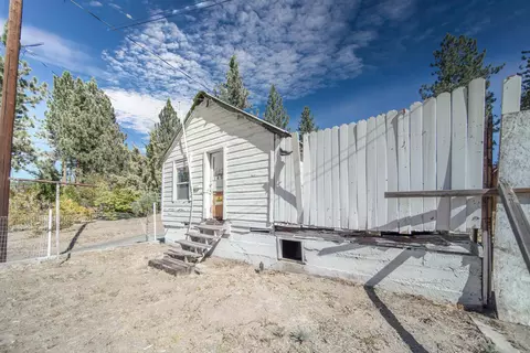 340 N Pine St, Portola, CA 96122