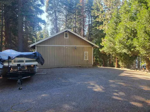 663 W Burnt Cedar Rd, Lake Almanor, CA 96137