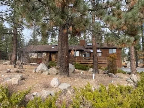 296 W Loyalton Ave, Portola, CA 96122