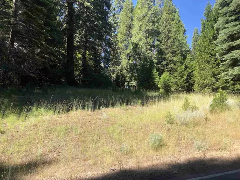 1222 Lynx Rd, Lake Almanor, CA 96137